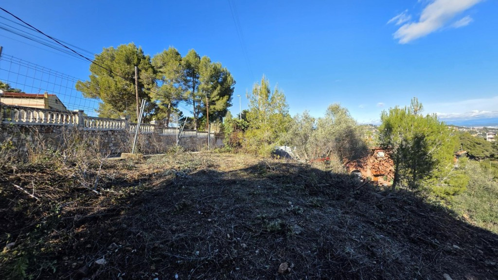 Terreno urbano en Cervelló a 18 min de Barcelona