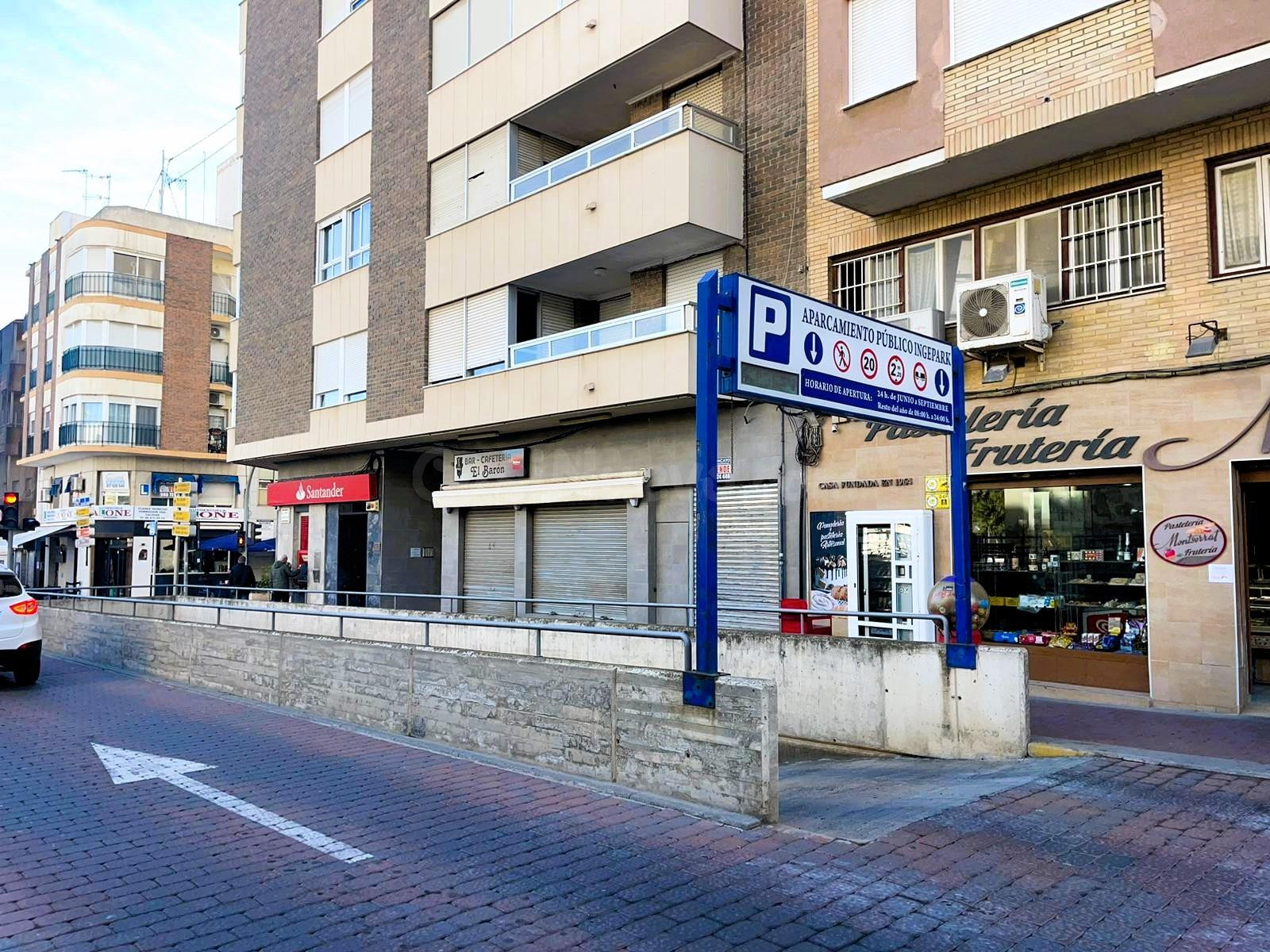 Plaza de Aparcamiento Subterráneo en el Centro de Guardamar del Segura, Alicante