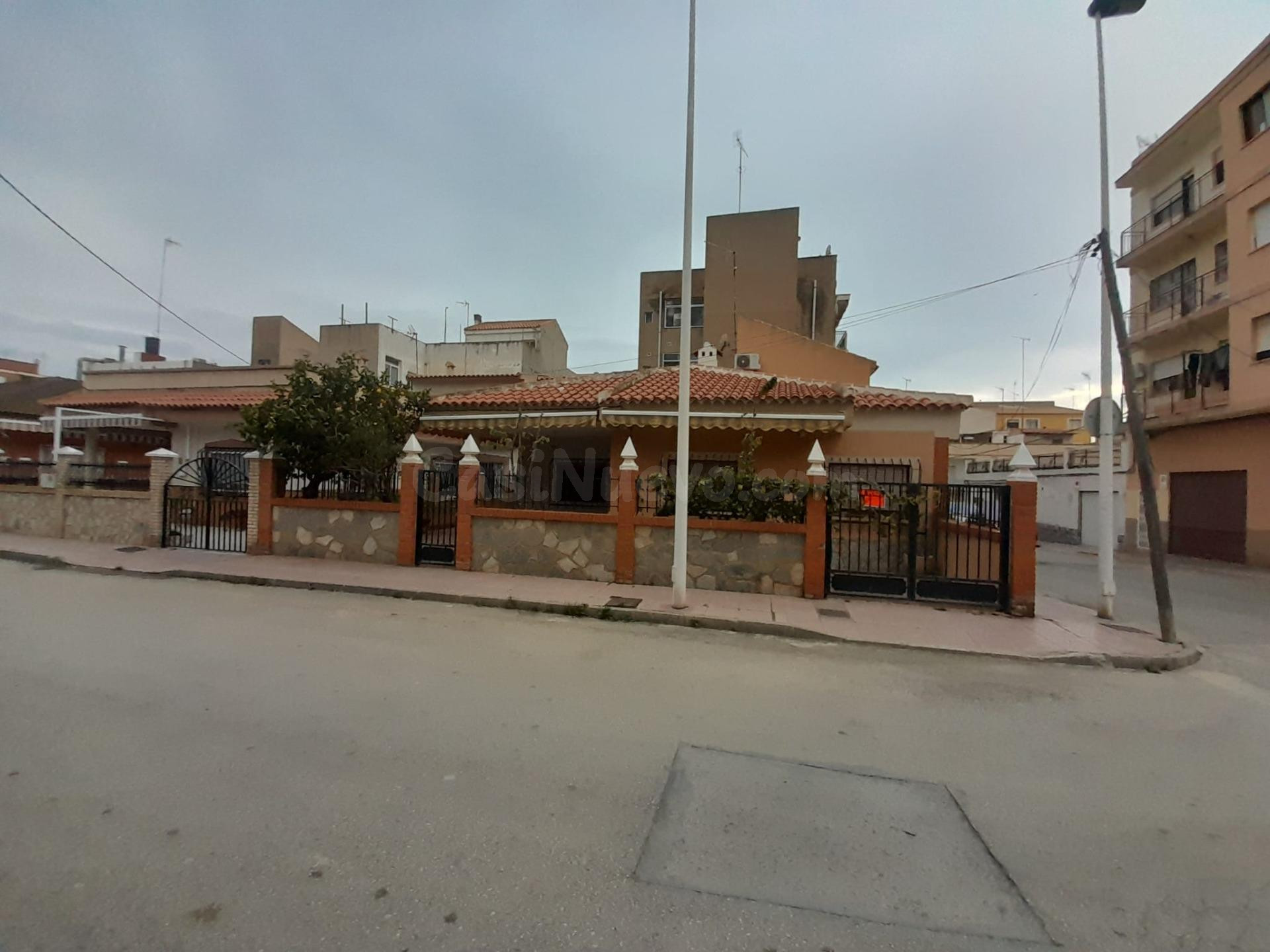 Gran oportunidad: casa unifamiliar en el centro urbano de Puerto de Mazarrón.