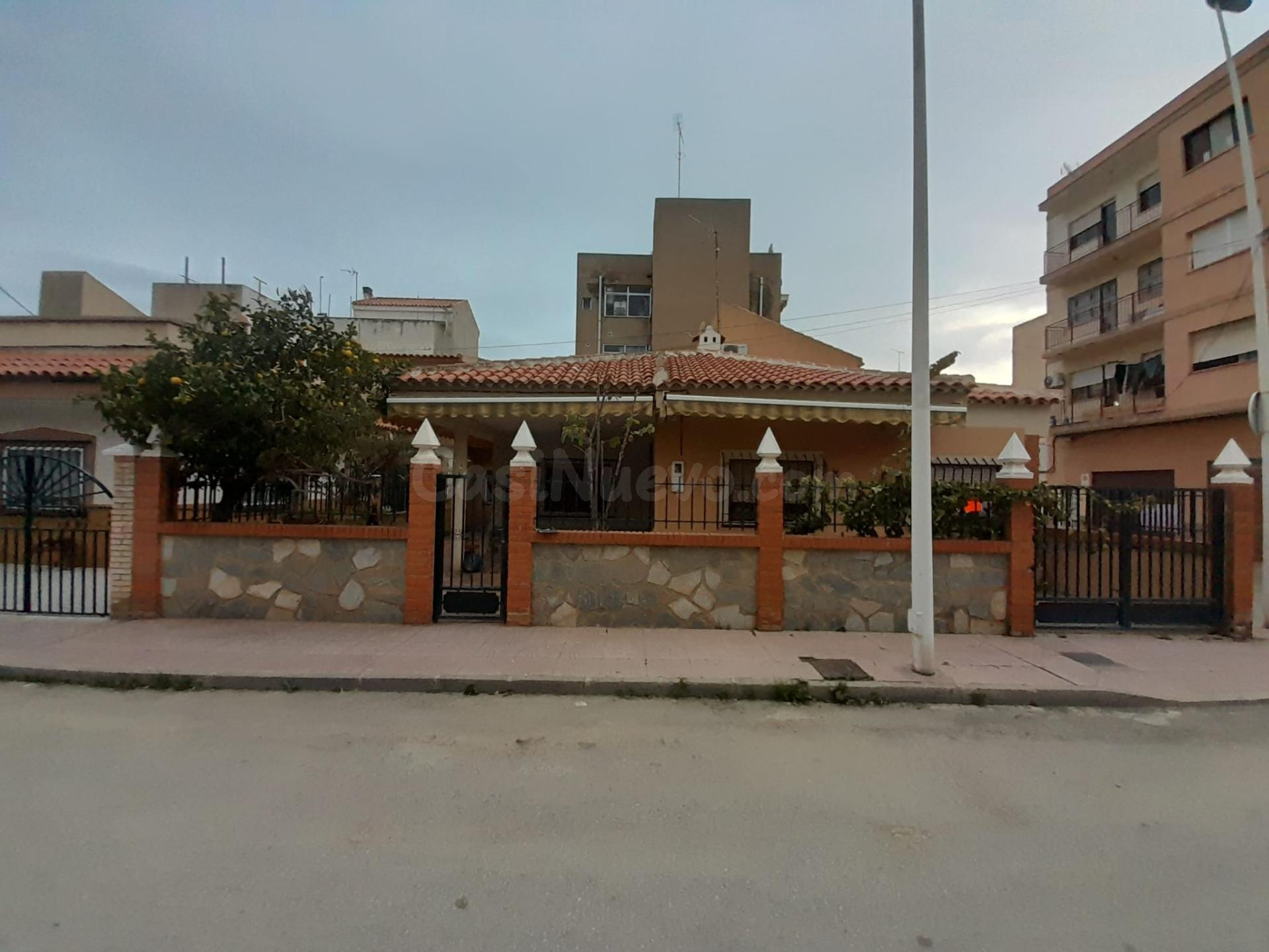 Gran oportunidad: casa unifamiliar en el centro urbano de Pu - foto 2