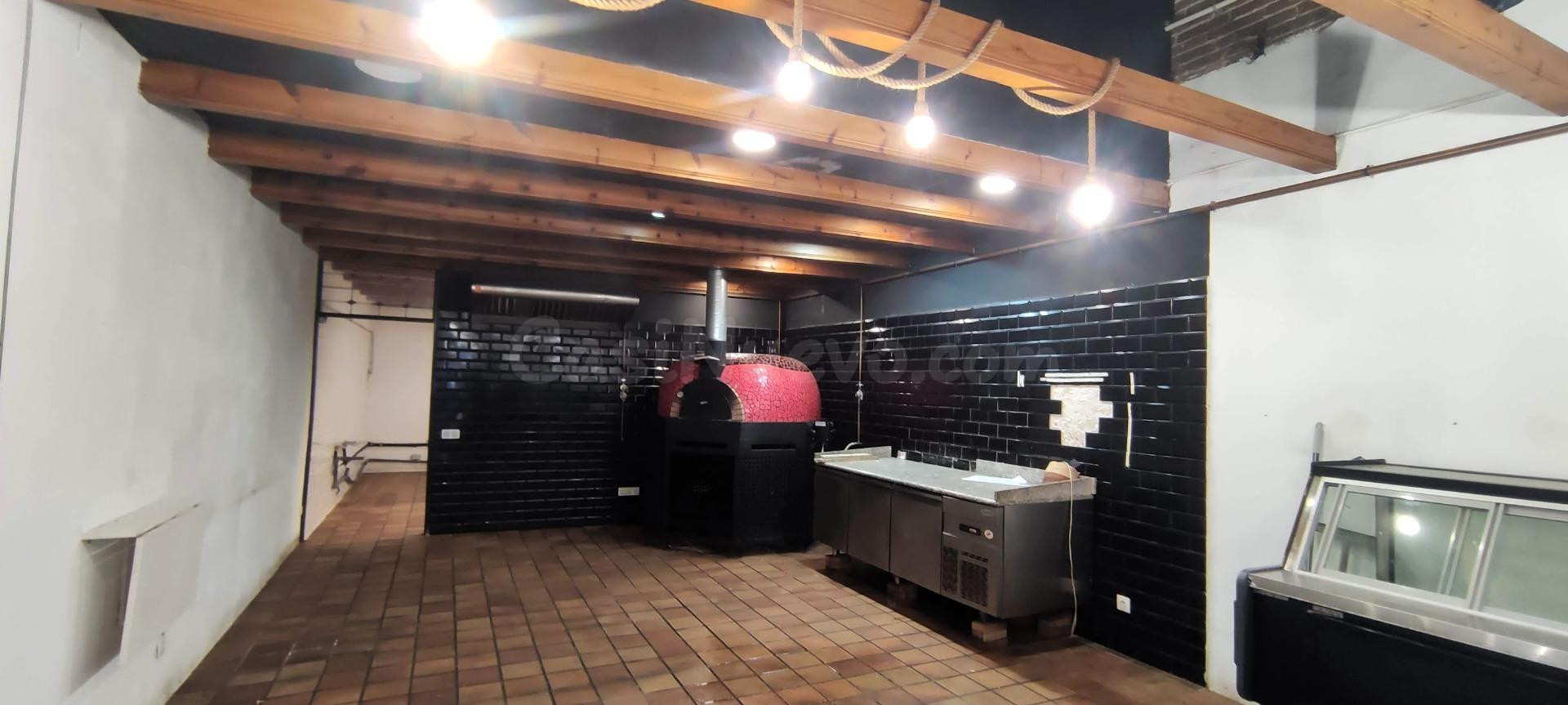 Local comercial de 85 m2, ideal para dar forma a tu próximo 