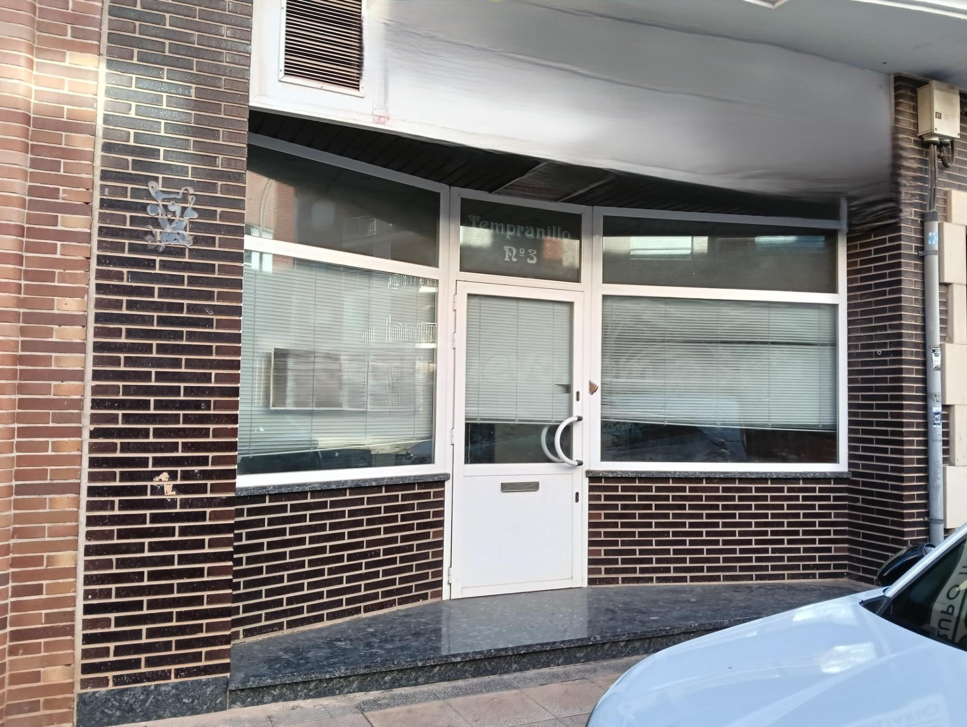 Local Comercial en Venta en Fuenmayor - Oportunidad Única