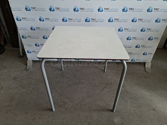 Mesa madera patas metálicas