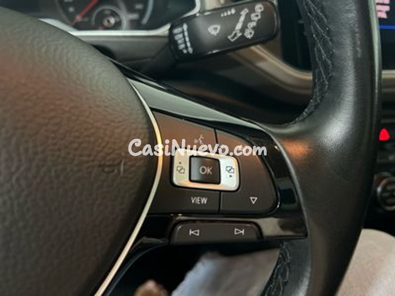 Volkswagen T-Roc Advance R-Line 1.0 TSI 81kW (110CV) - foto 12