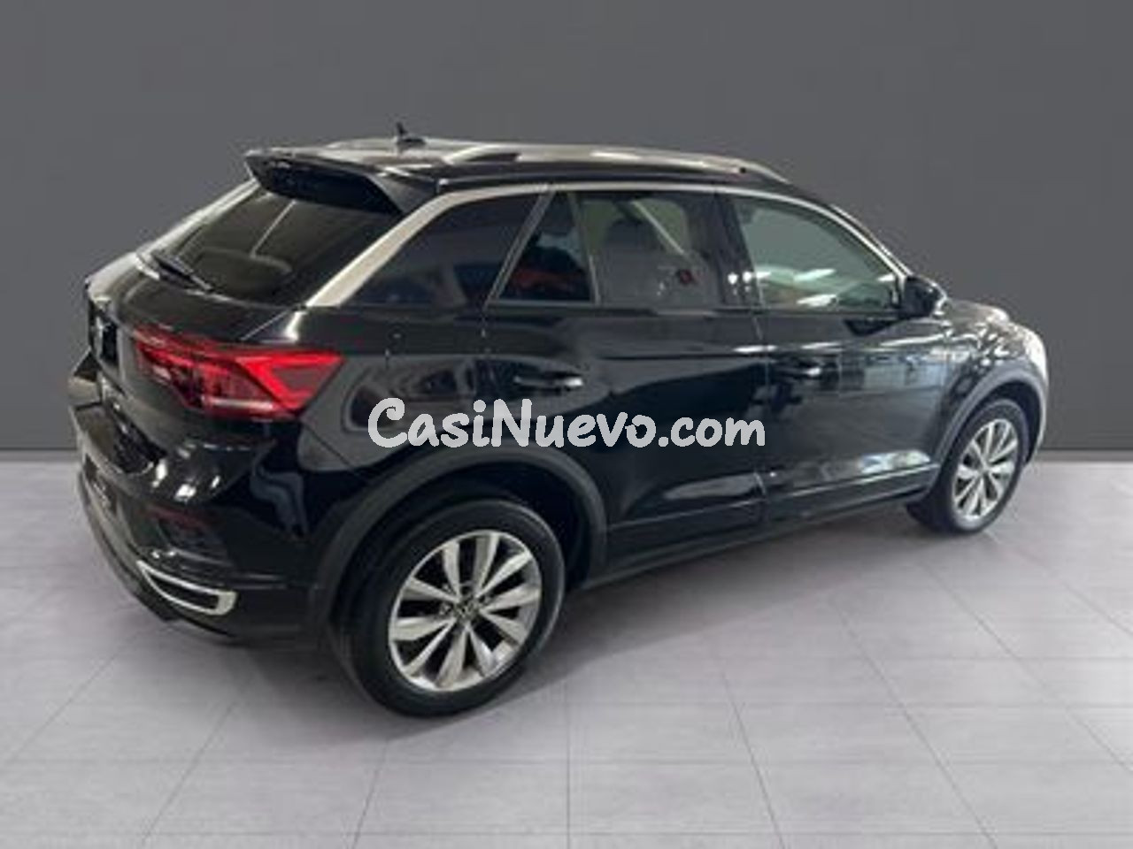 Volkswagen T-Roc Advance R-Line 1.0 TSI 81kW (110CV) - foto 25