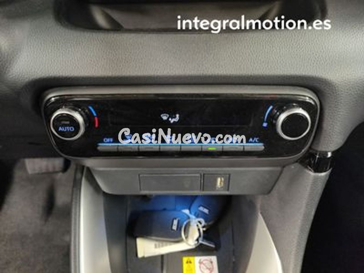 Toyota Yaris 1.5 120H Style - foto 12