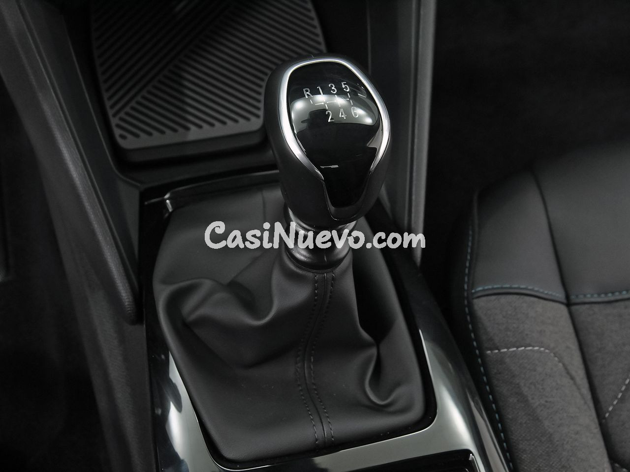 Citroën C4 PureTech 130 S&S 6v Plus - foto 31