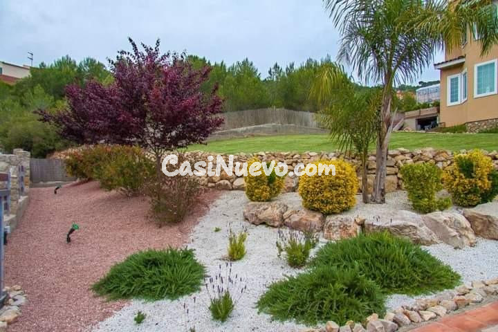 BONITA CASA A CUATRO VIENTOS CON JARDIN Y PISCINA - foto 5