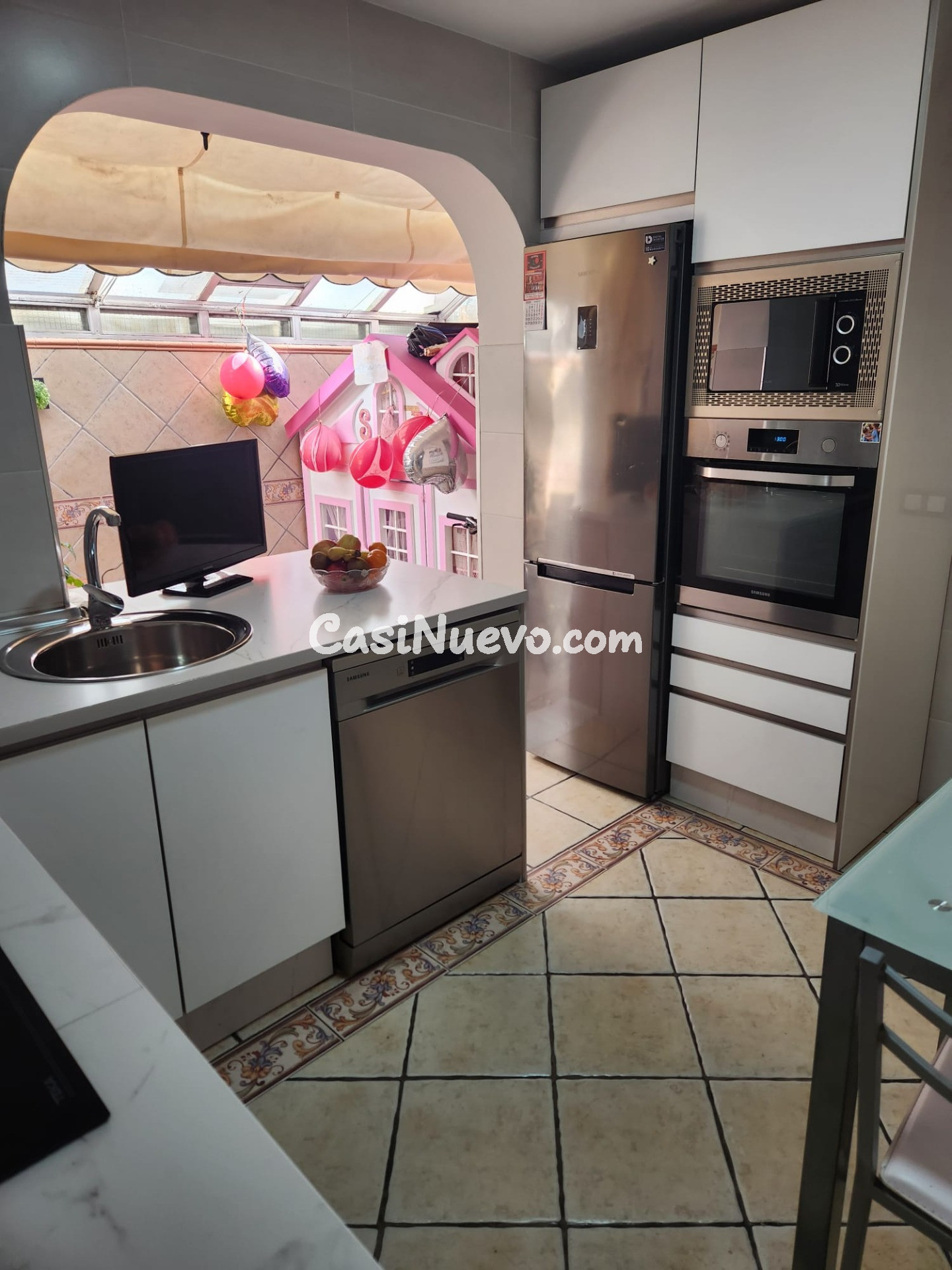 ADOSADO CON PATIO EXTERIOR Y 4 habitaciones - foto 15