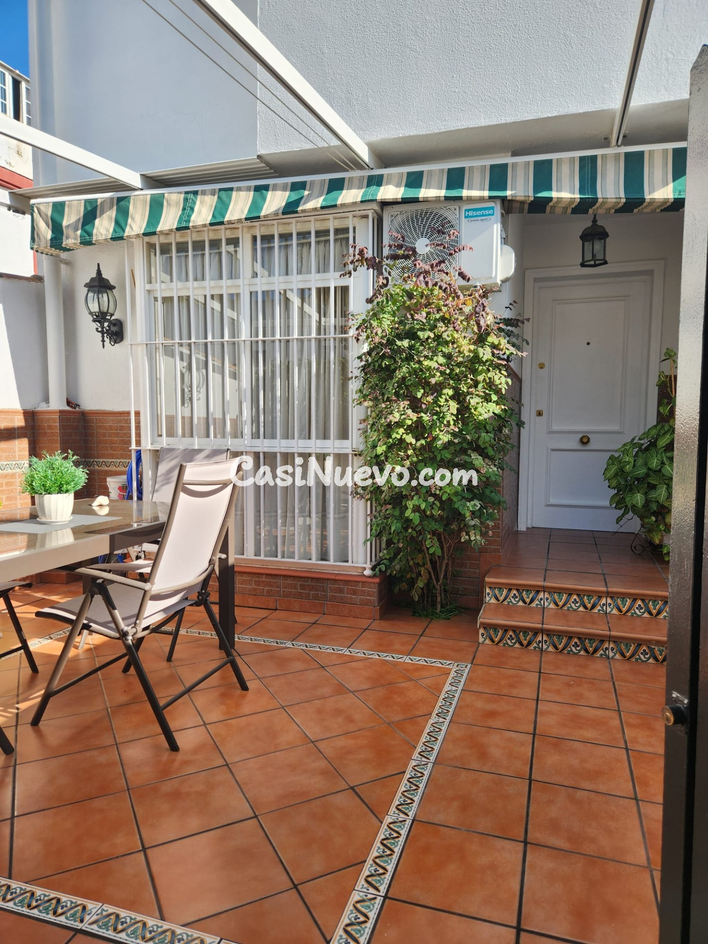 ADOSADO CON PATIO EXTERIOR Y 4 habitaciones - foto 20