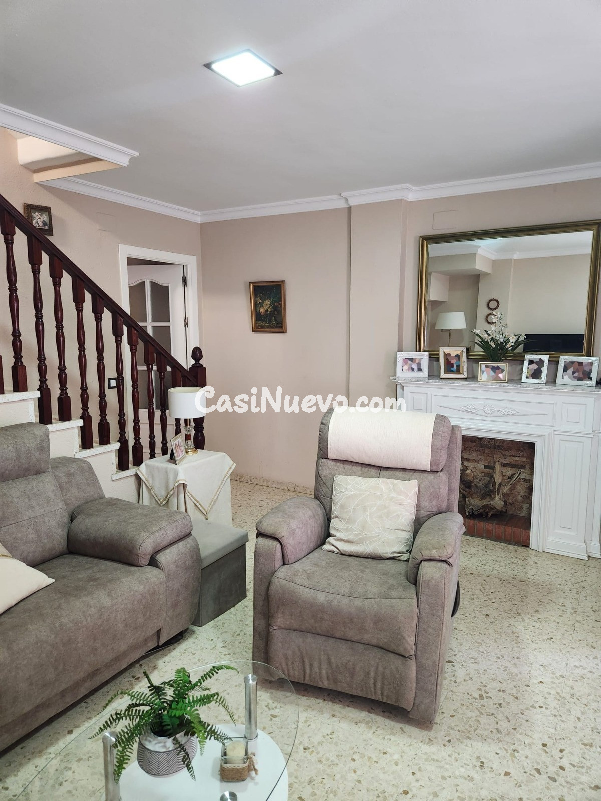 ADOSADO CON PATIO EXTERIOR Y 4 habitaciones - foto 42