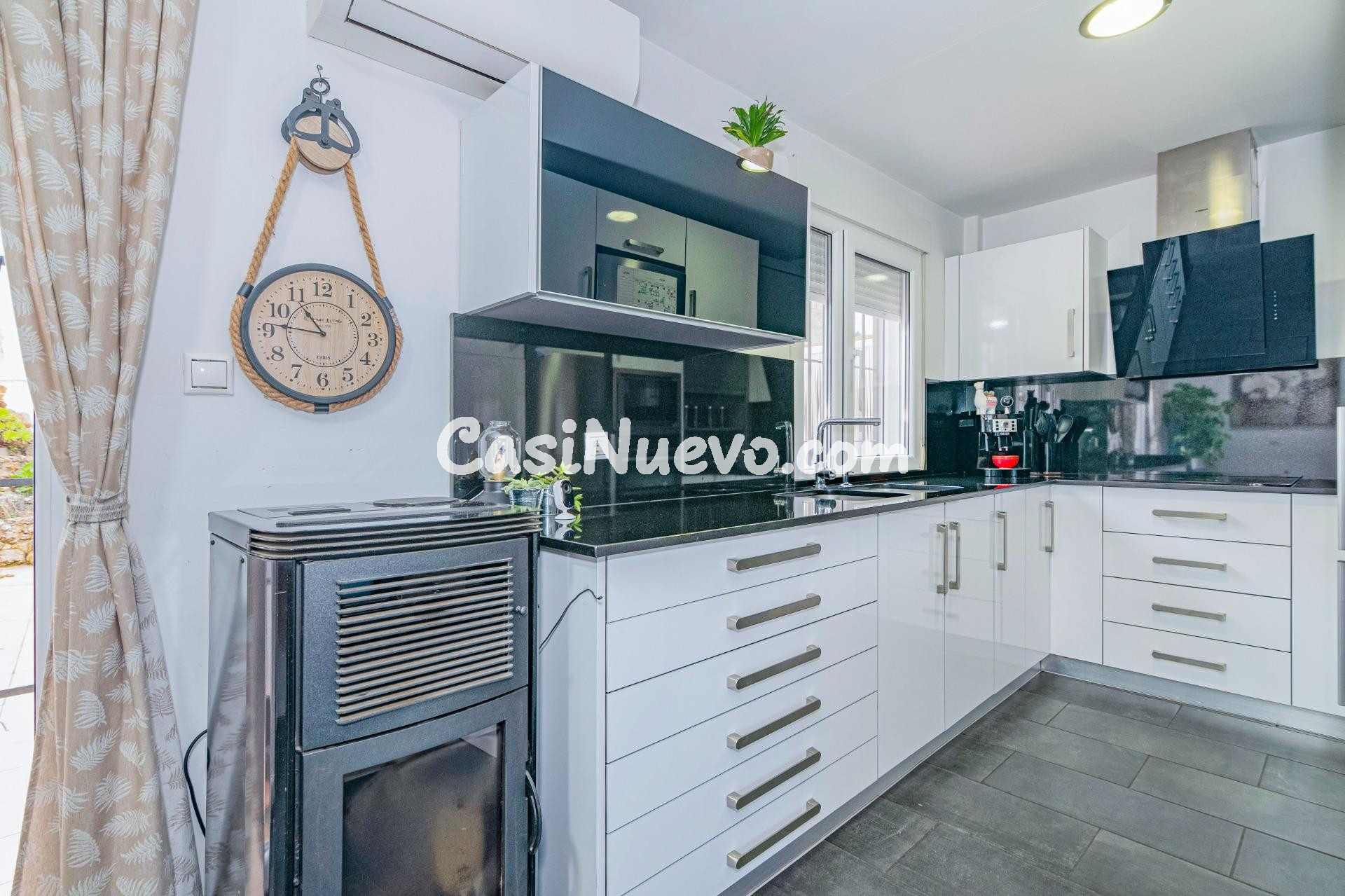 ELEGANCIA, COMODIDAD Y UBICACIÓN INMEJORABLE - foto 11