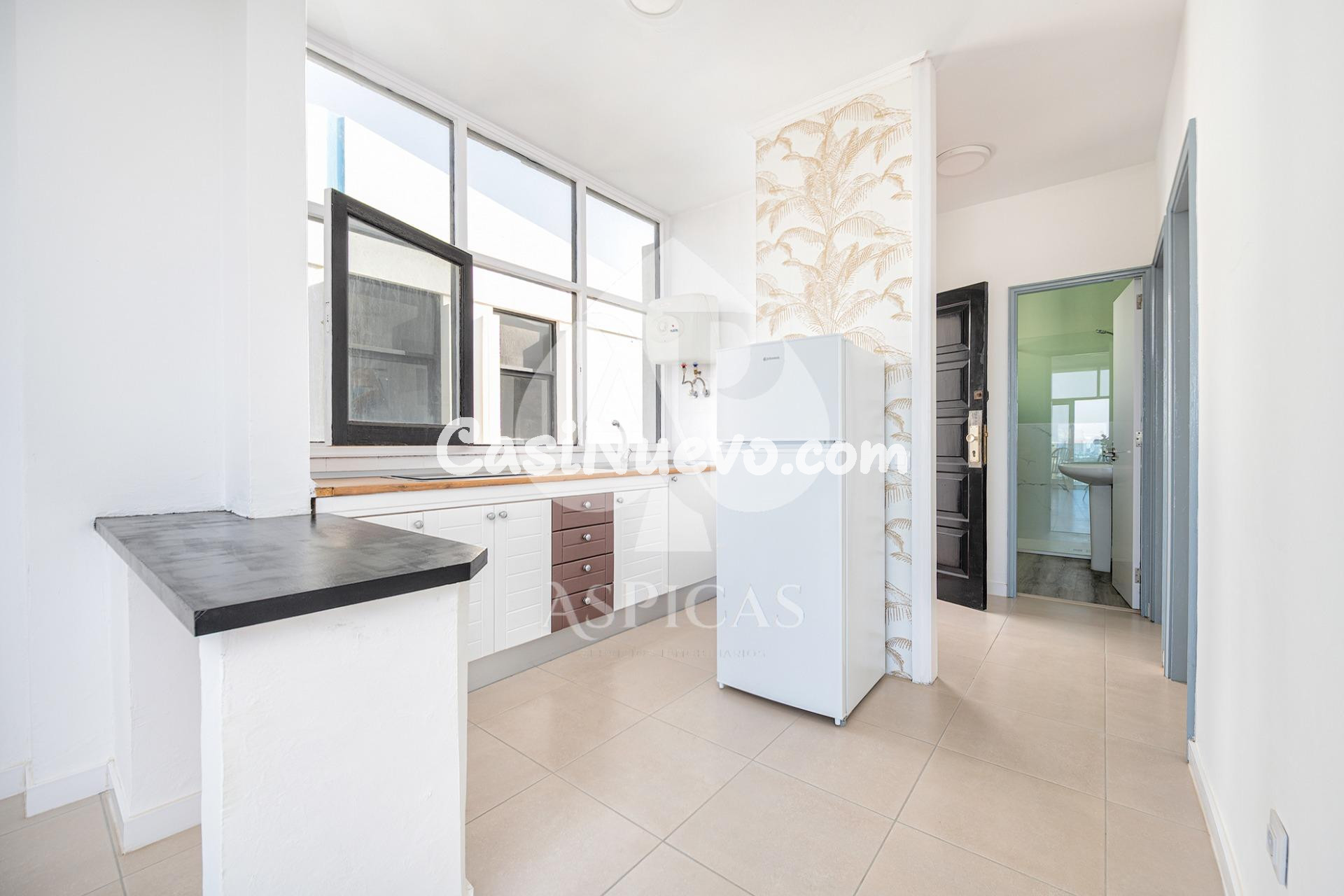 ALQUILER POR TEMPORADA de Exclusivo Apartamento Reformado en - foto 8