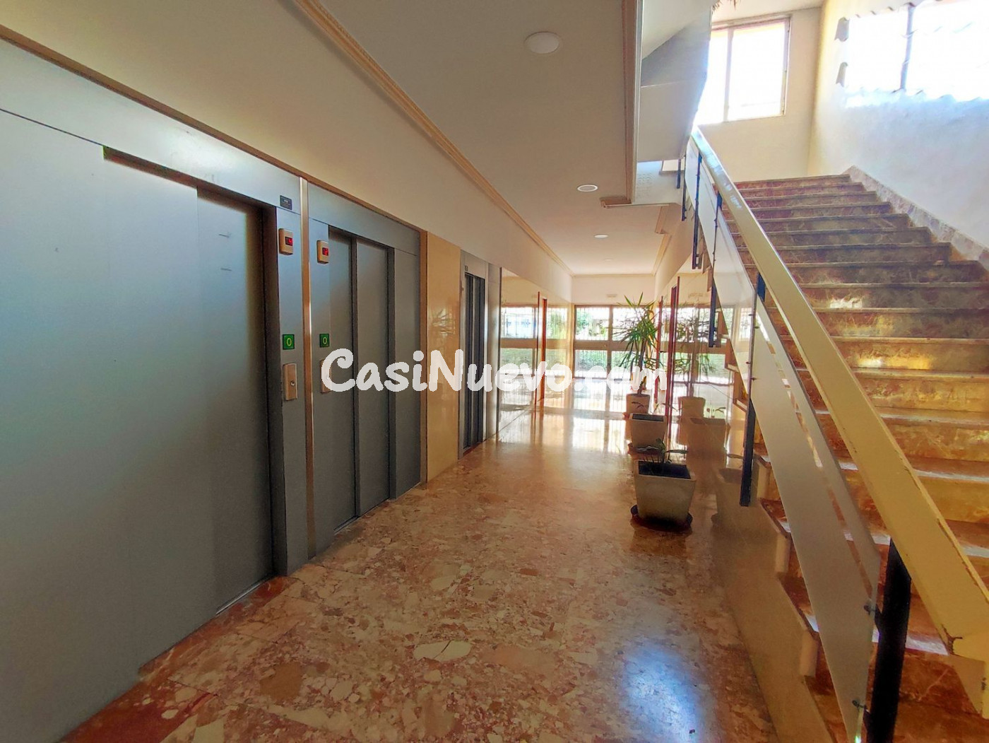 ESTUDIO COQUETO PRIMERA LINEA PLAYA - BENALMÁDENA - foto 7