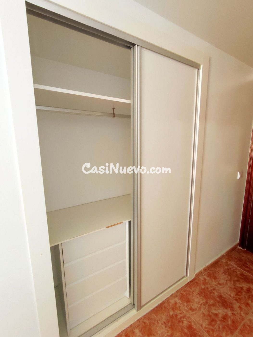 ESTUDIO COQUETO PRIMERA LINEA PLAYA - BENALMÁDENA - foto 10