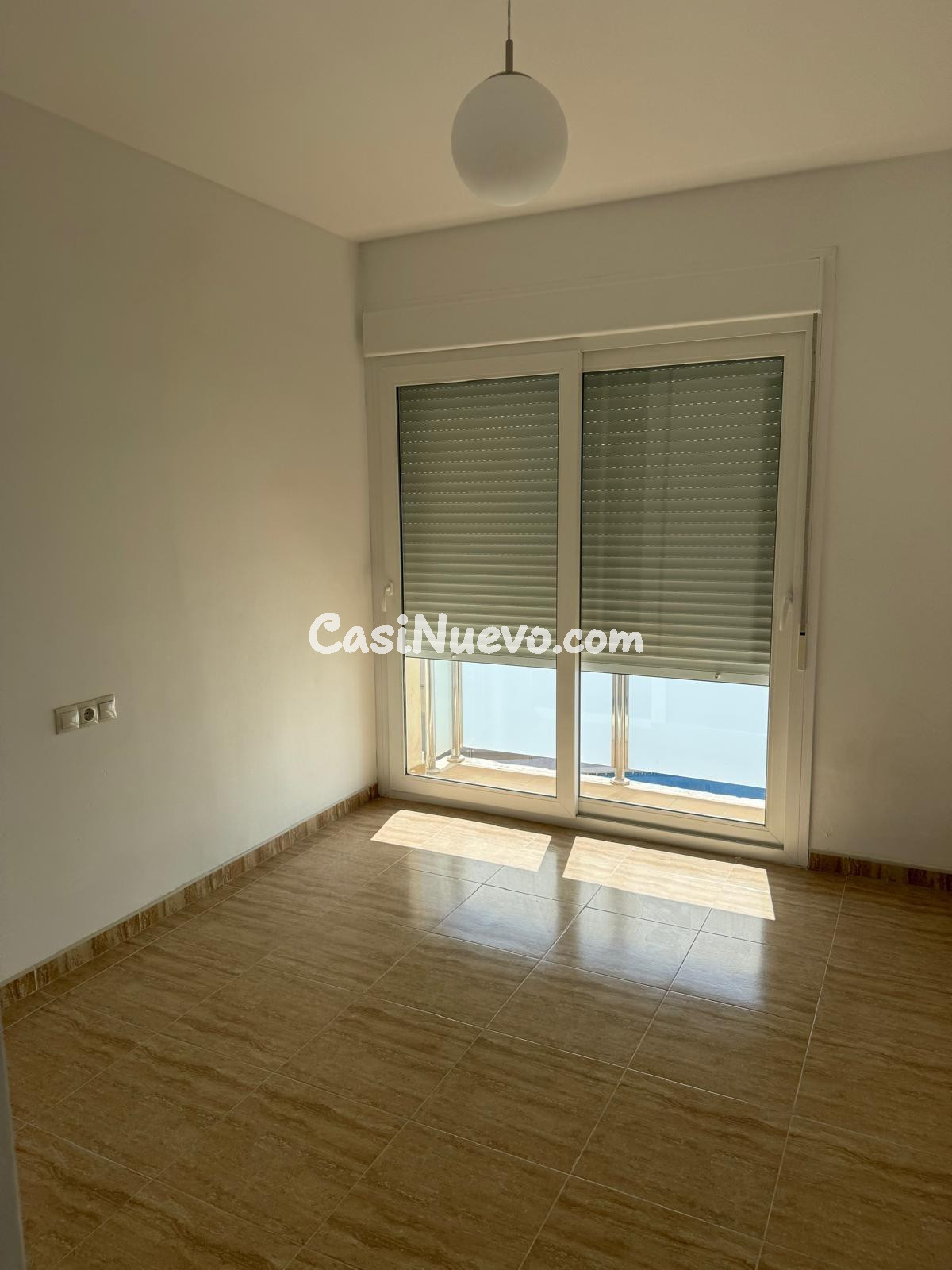 CHALET ADOSADO EN ZONA RECINTO FERIAL - FUENGIROLA - foto 23