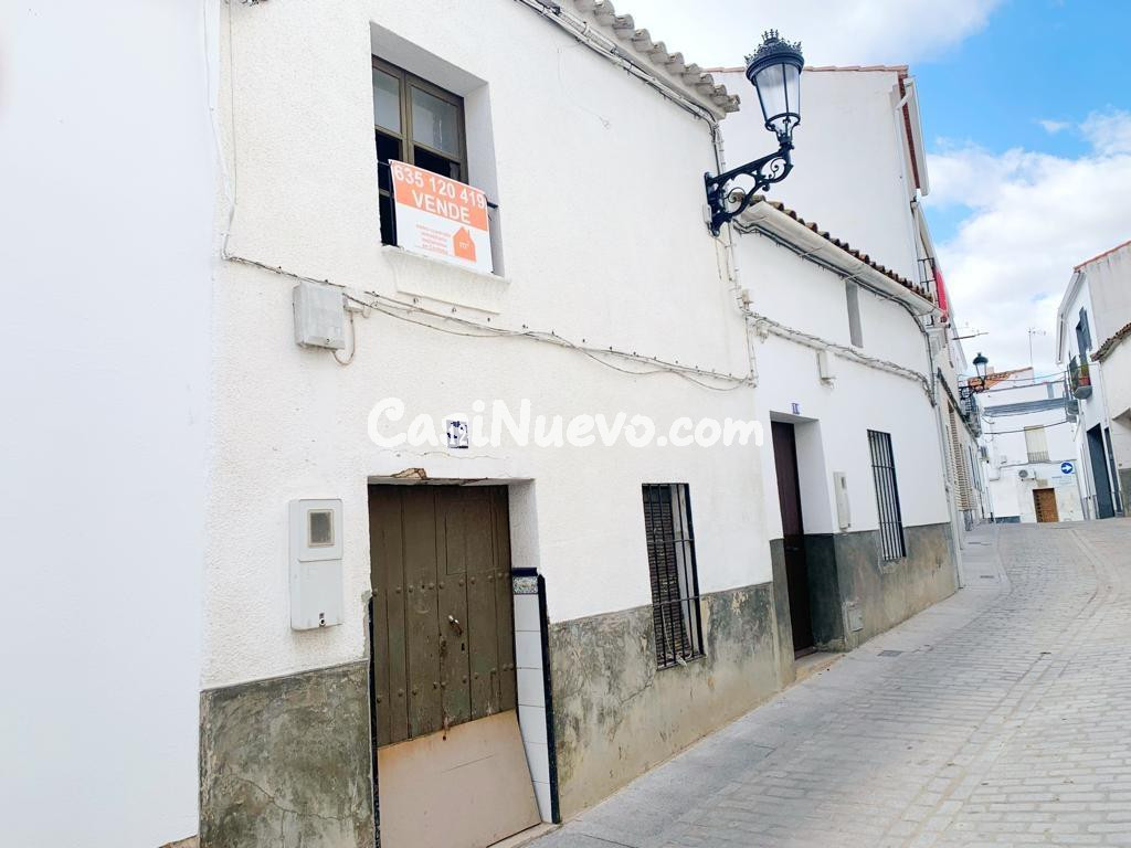 A. Casa para derribar y hacer proyecto nuevo en su solar de  - foto 2