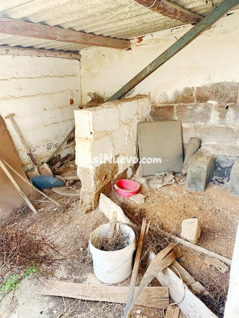 A. Casa para derribar y hacer proyecto nuevo en su solar de  - foto 10