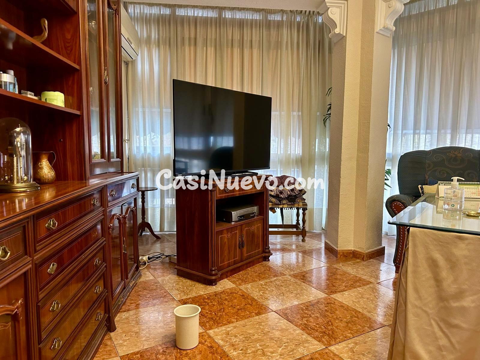 A. ✨ Gran piso señorial en Avenida de Jesús Rescatado – Esqu - foto 7