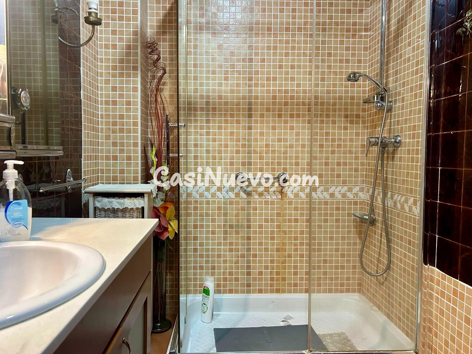 A. ✨ Gran piso señorial en Avenida de Jesús Rescatado – Esqu - foto 12