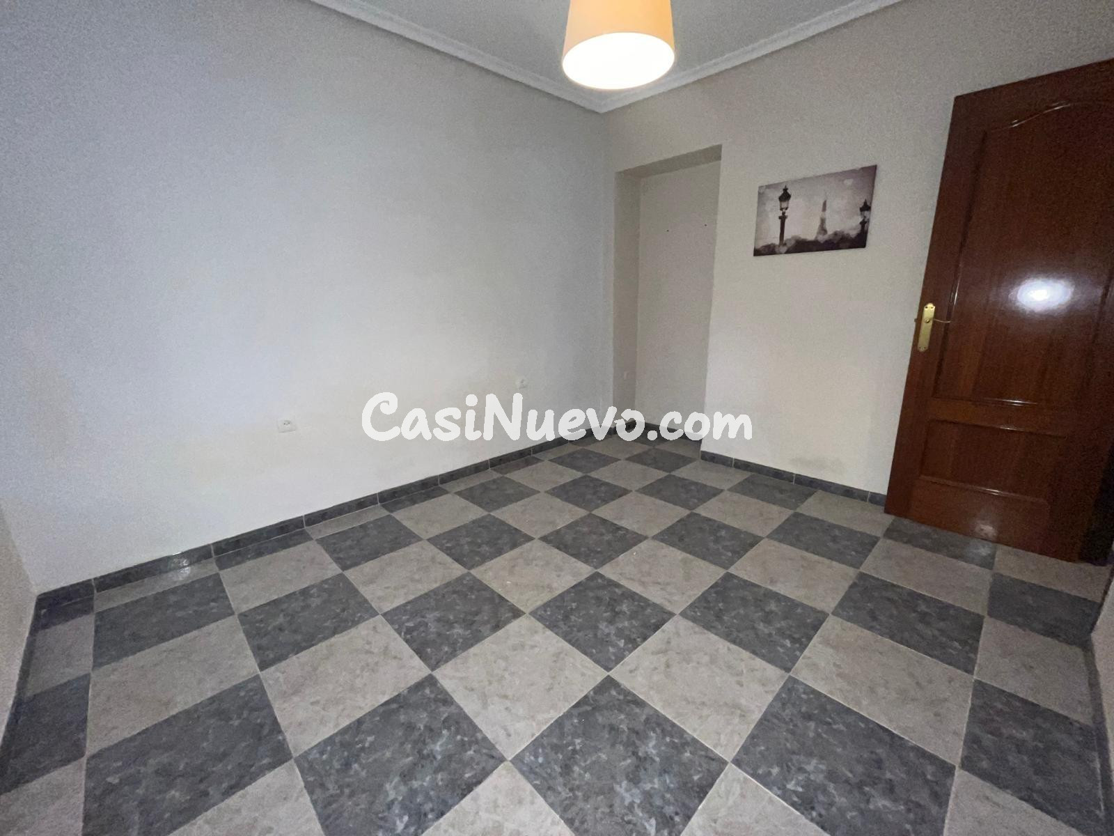 D. CASA EN ENCINAREJO, EN LA QUE TENEMOS DOS construcciones  - foto 44
