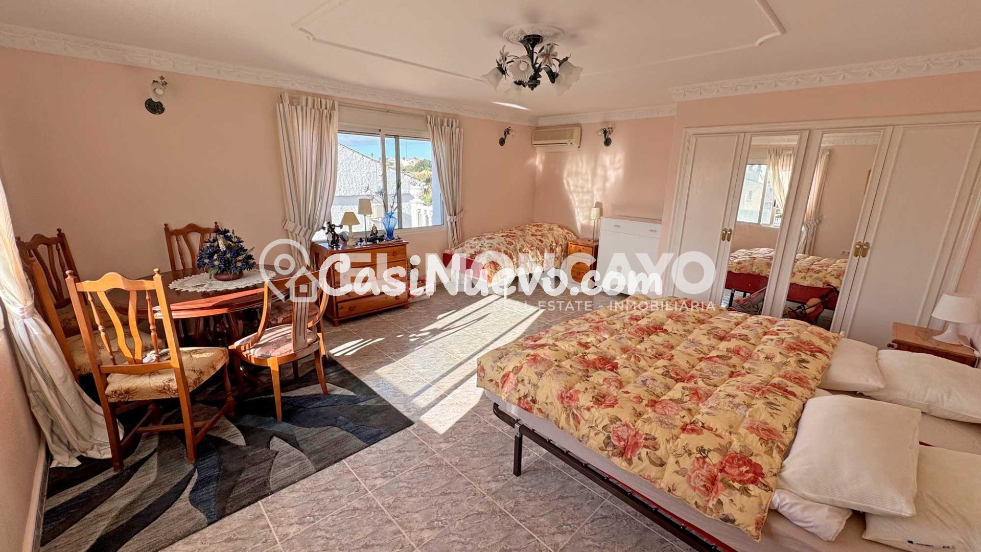 Fantástico chalet independiente con piscina privada en La Ur - foto 11