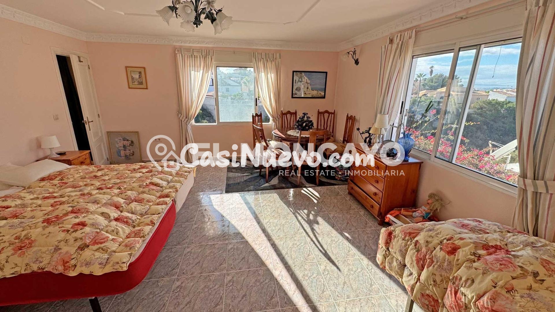 Fantástico chalet independiente con piscina privada en La Ur - foto 12