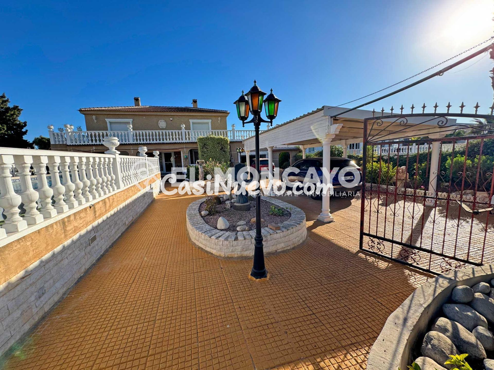 Fantástico chalet independiente con piscina privada en La Ur - foto 32