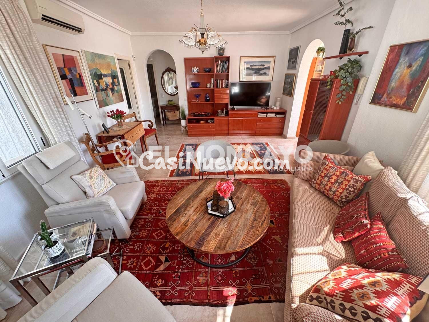 Fantástico chalet independiente con piscina privada en Ciuda - foto 4