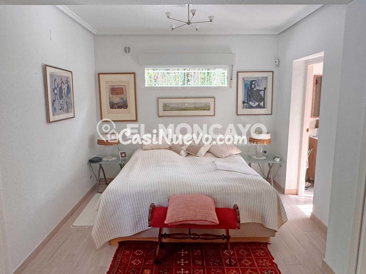 Fantástico chalet independiente con piscina privada en Ciuda - foto 15