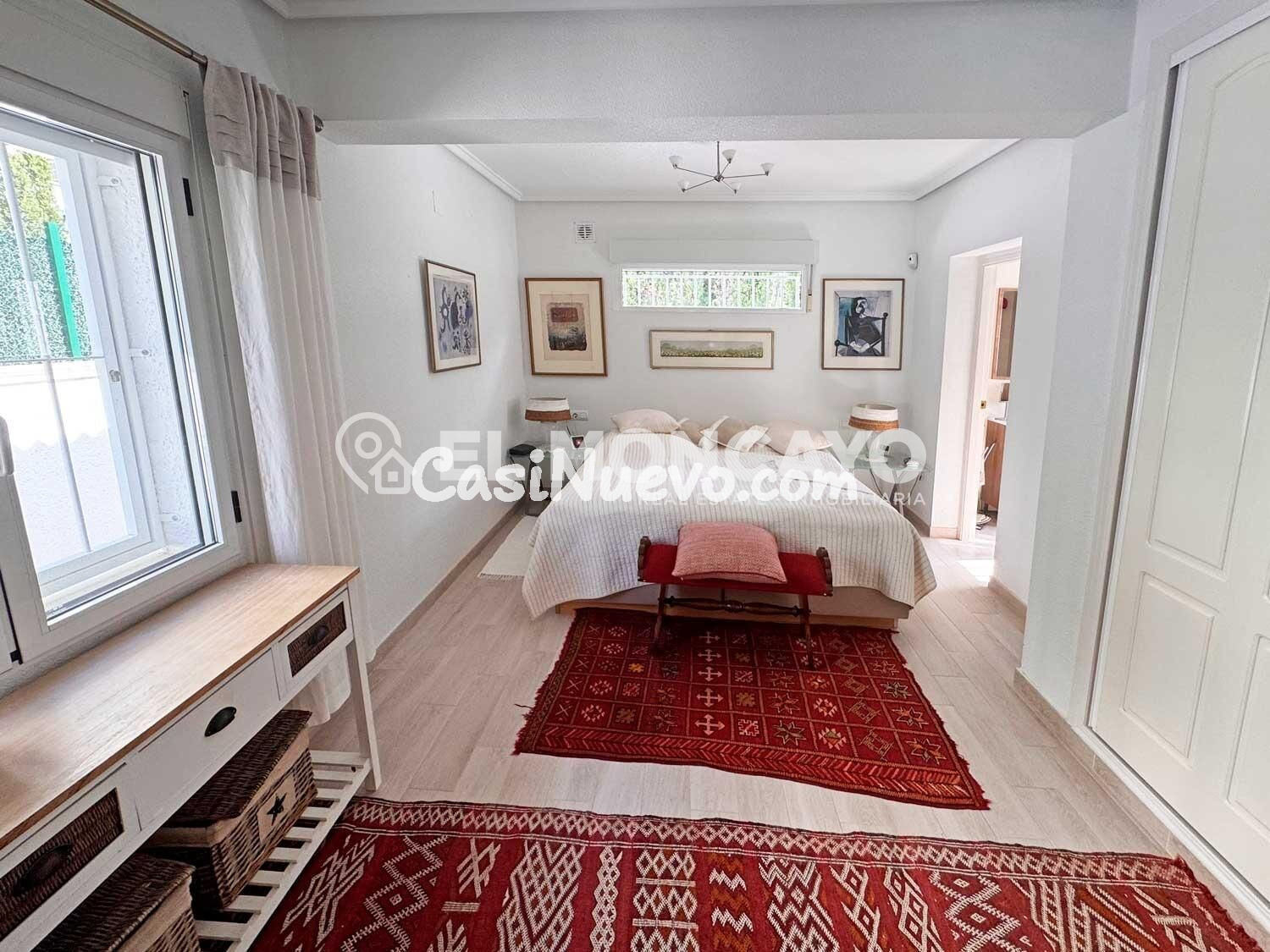 Fantástico chalet independiente con piscina privada en Ciuda - foto 16