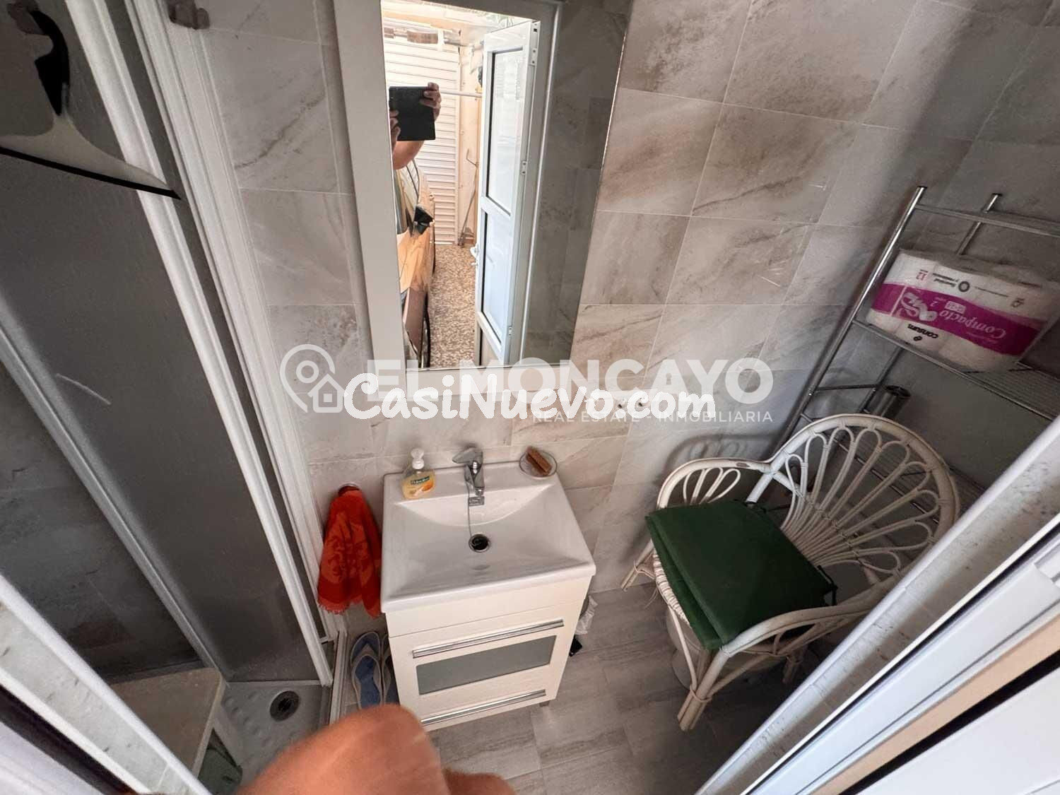 Fantástico chalet independiente con piscina privada en Ciuda - foto 38