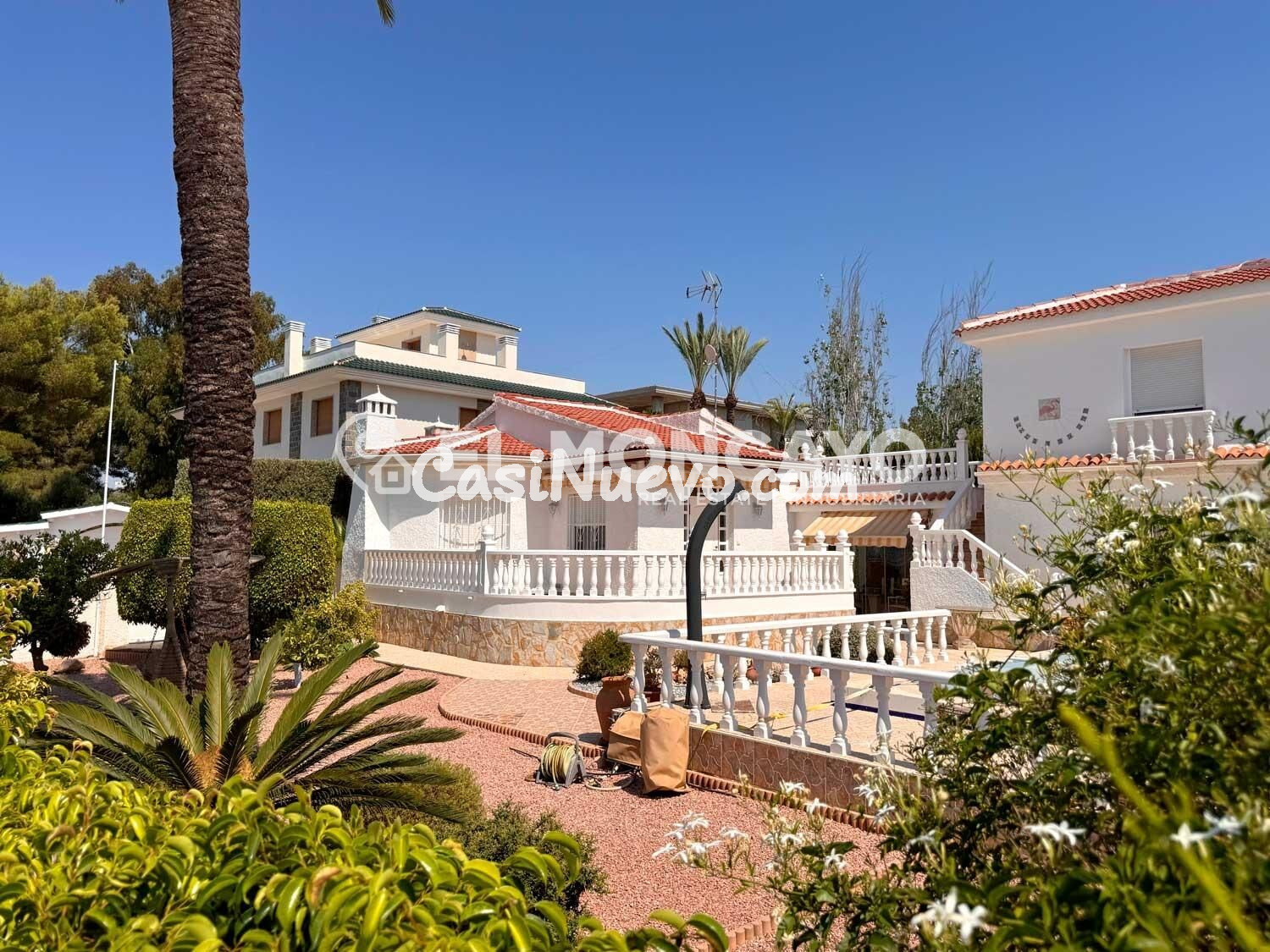 Fantástico chalet independiente con piscina privada en Ciuda - foto 41