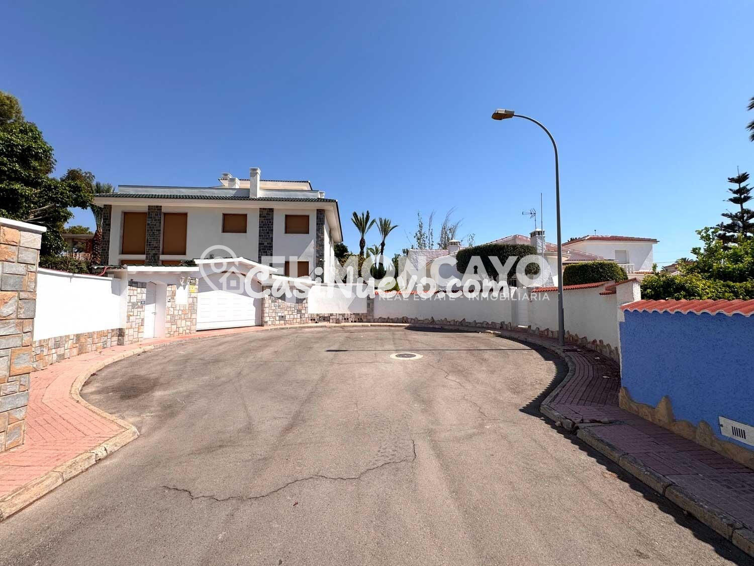 Fantástico chalet independiente con piscina privada en Ciuda - foto 42