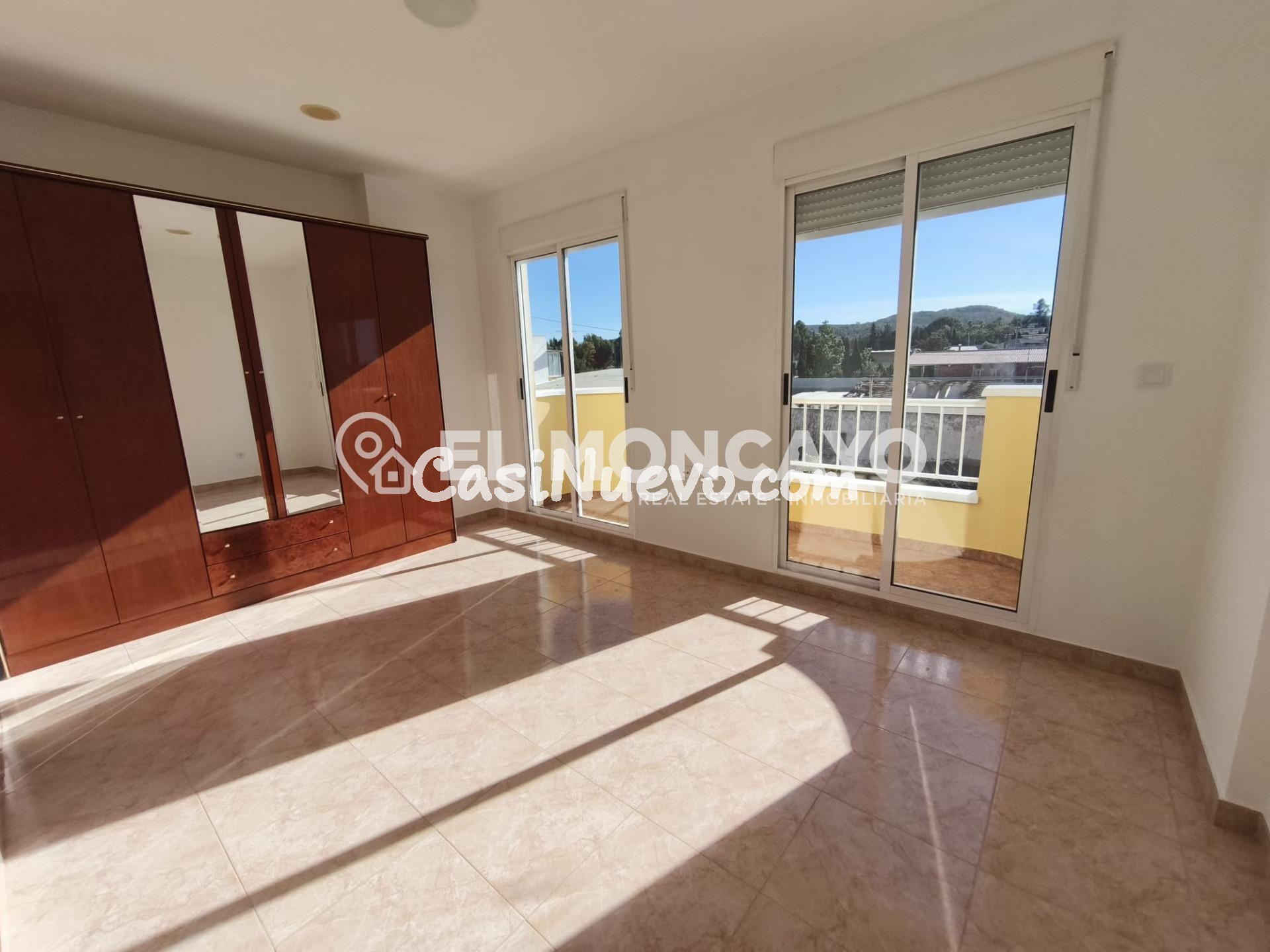 Fantástico adosado con terraza y garaje privado en Benejúzar - foto 3