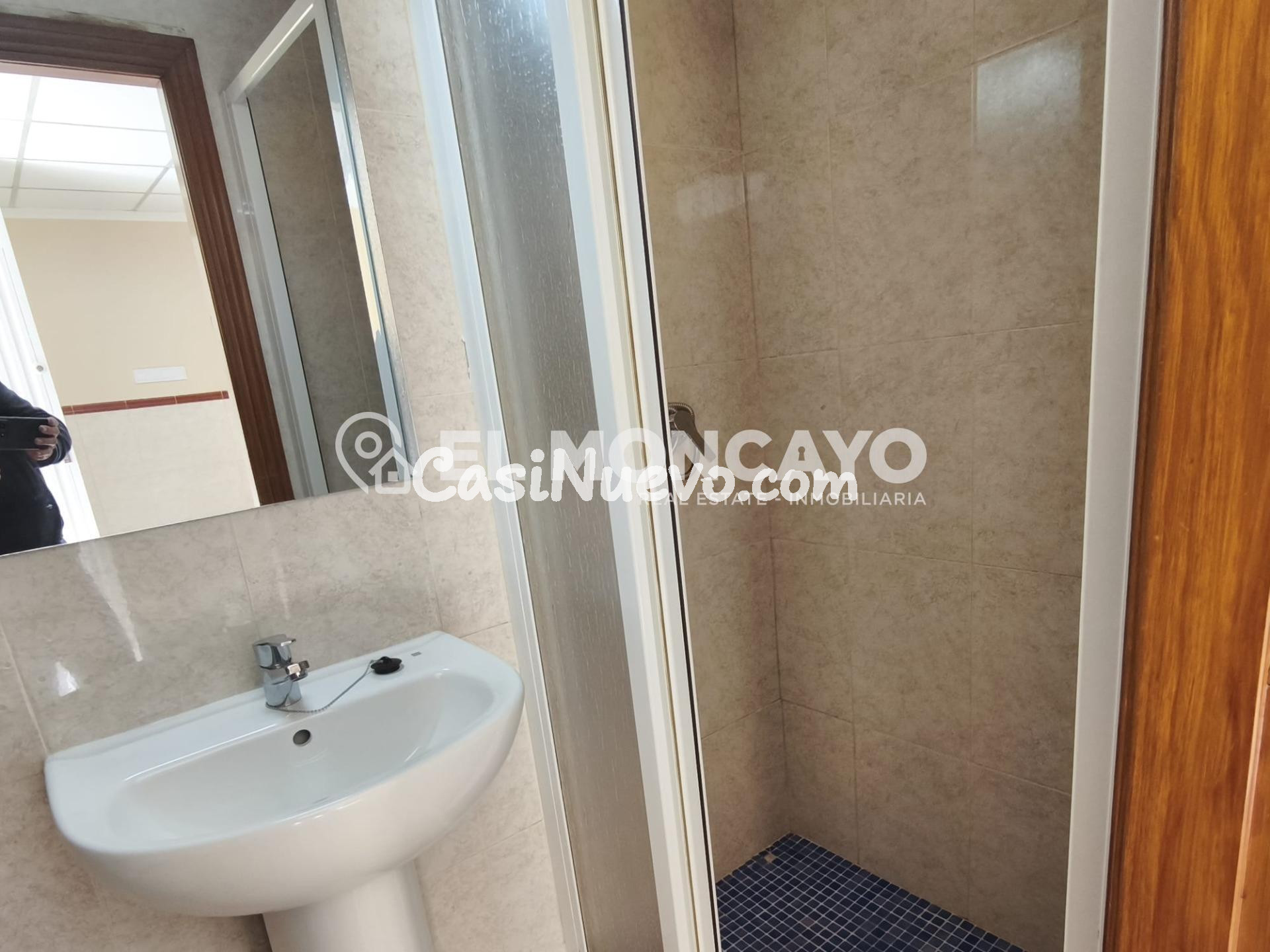 Fantástico adosado con terraza y garaje privado en Benejúzar - foto 9