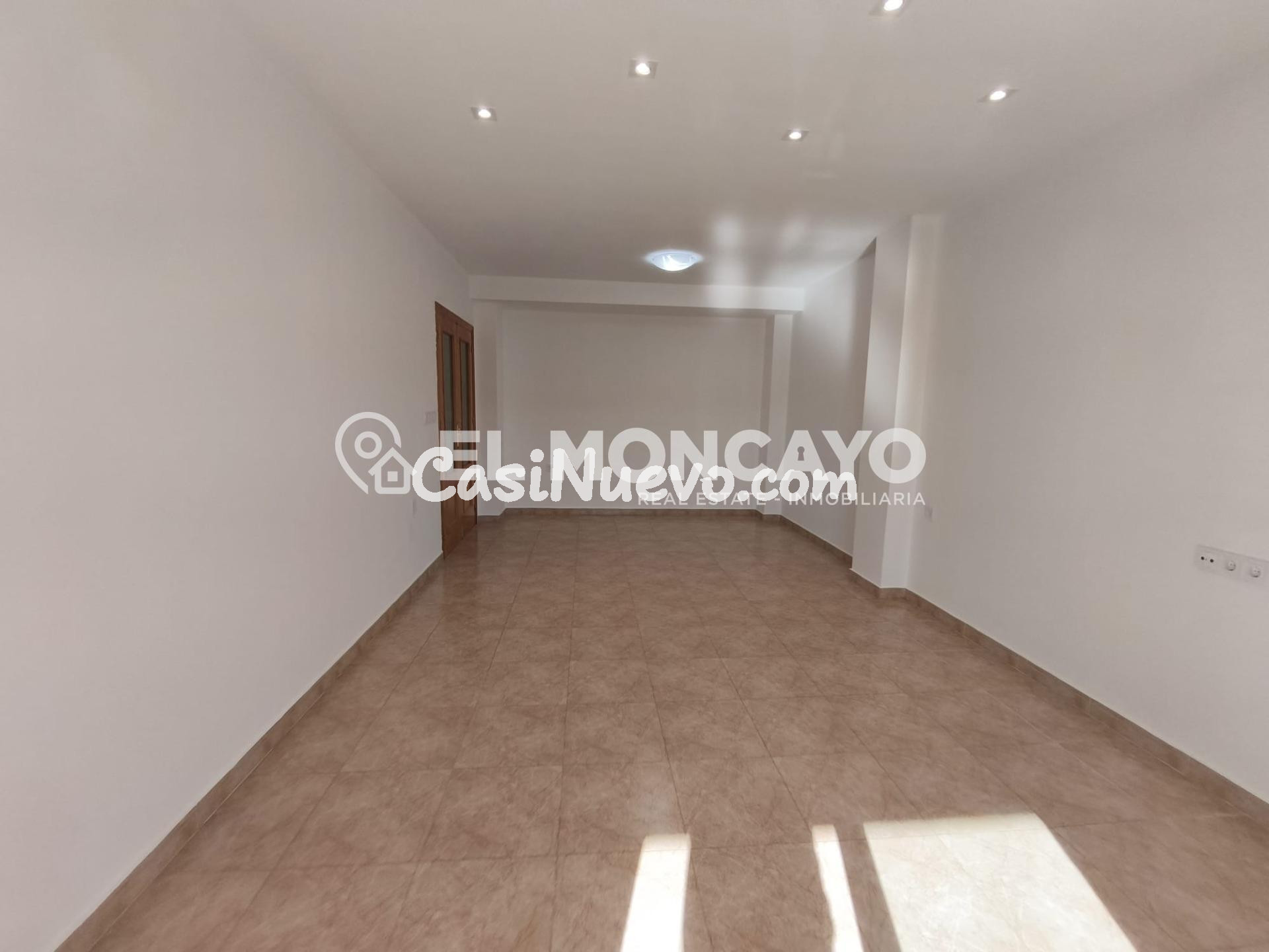 Fantástico adosado con terraza y garaje privado en Benejúzar - foto 12