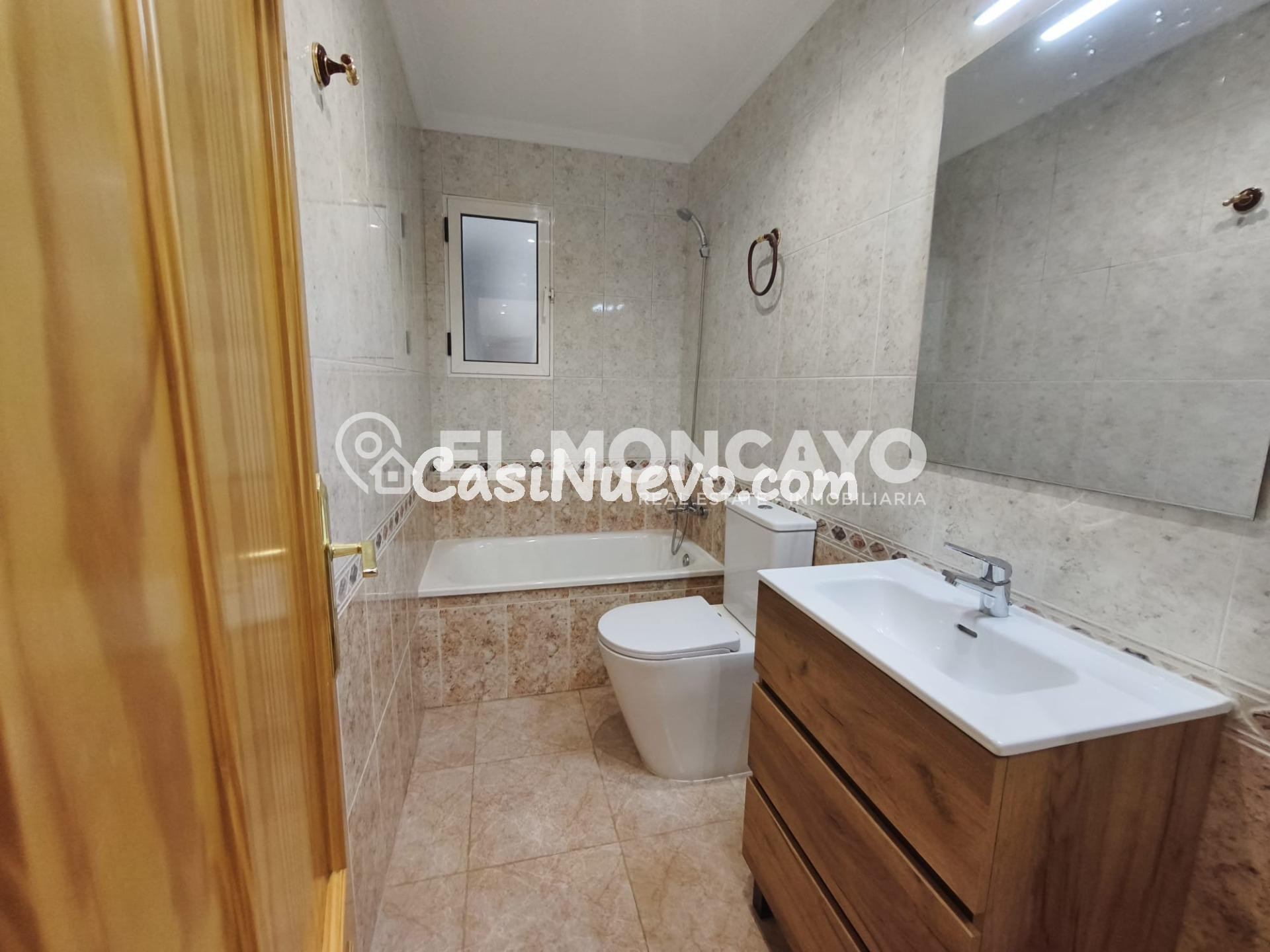 Fantástico adosado con terraza y garaje privado en Benejúzar - foto 19