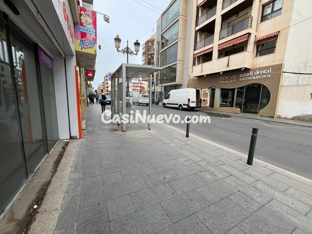 Fantástico local comercial listo para su uso en pleno centro - foto 11
