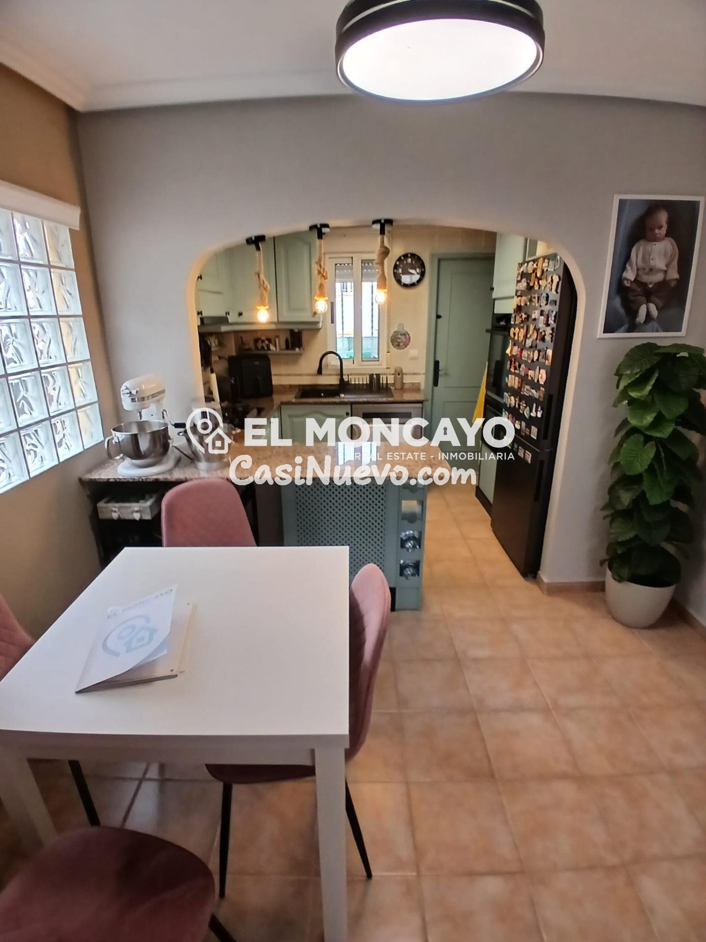 Fantástico bungalow planta baja con jardín en Urbanización E - foto 2