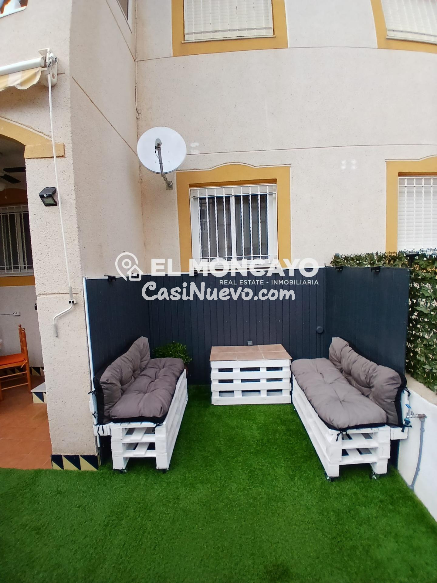 Fantástico bungalow planta baja con jardín en Urbanización E - foto 5