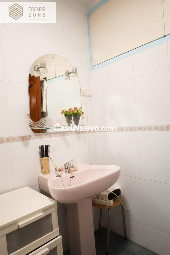 CÉNTRICO PISO EN MÁLAGA - foto 17