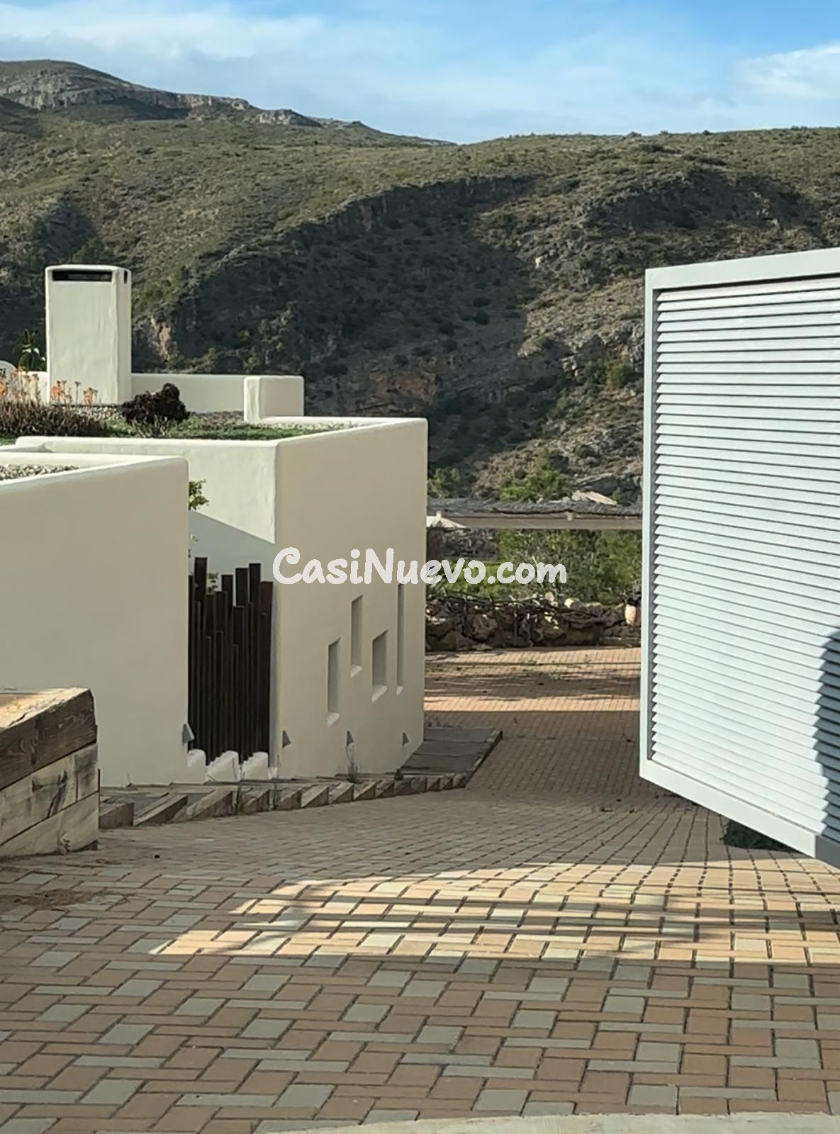 Chalet espectacular con vistas a la montaña en la Urbanizaci - foto 2