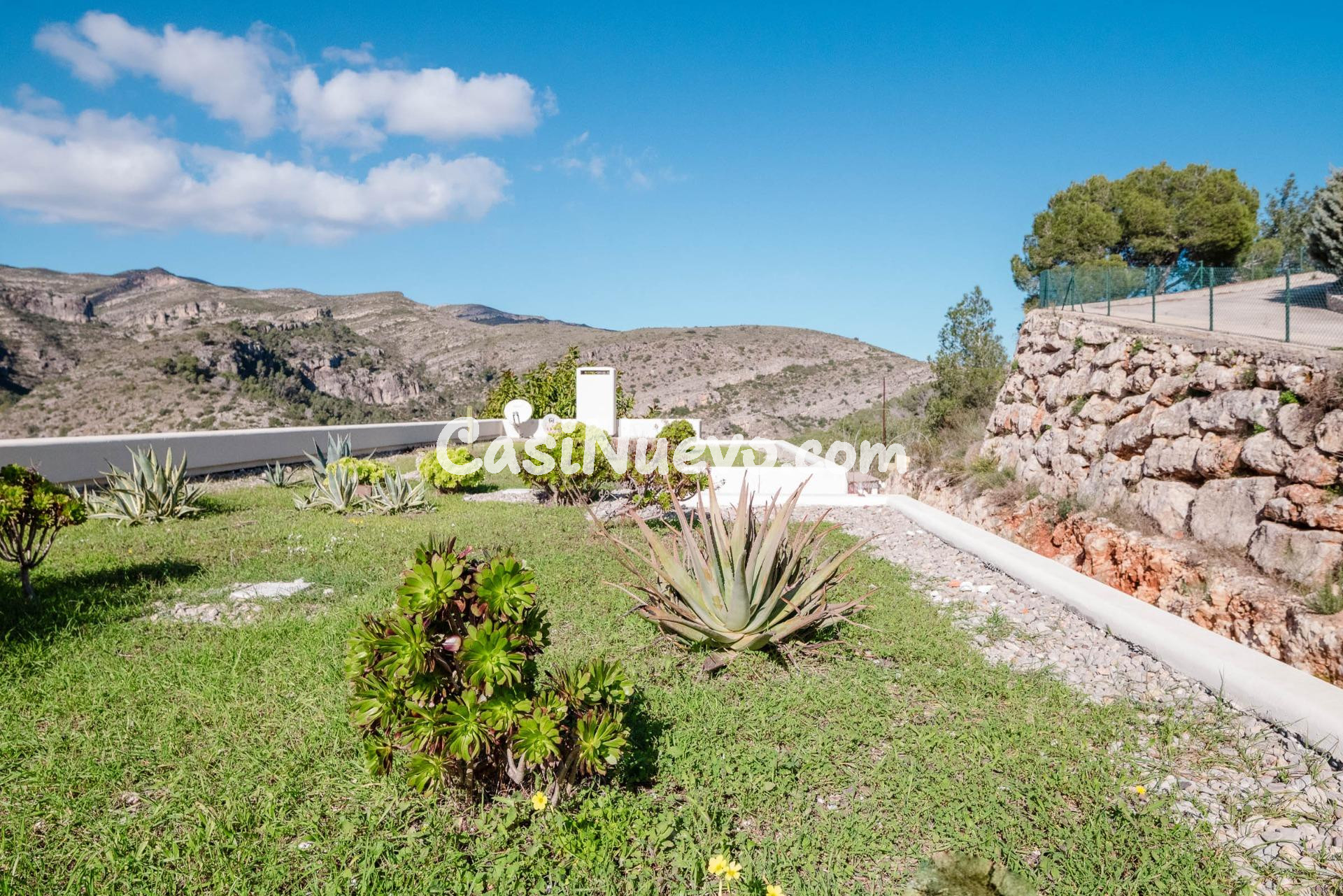 Chalet espectacular con vistas a la montaña en la Urbanizaci - foto 4
