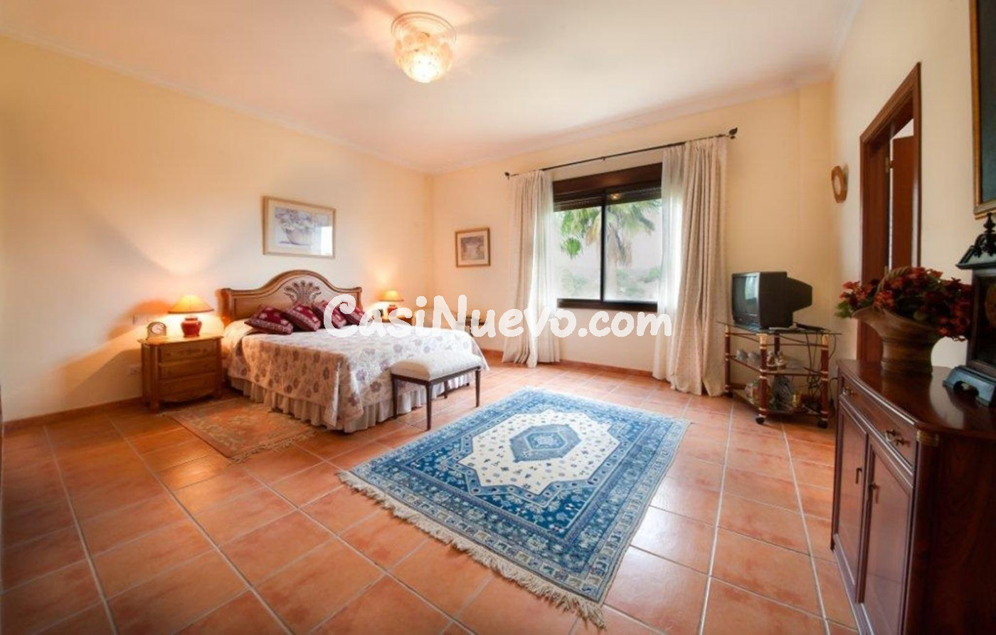 Magnifica Villa en Estepona | CABANILLAS REAL ESTATE - foto 4