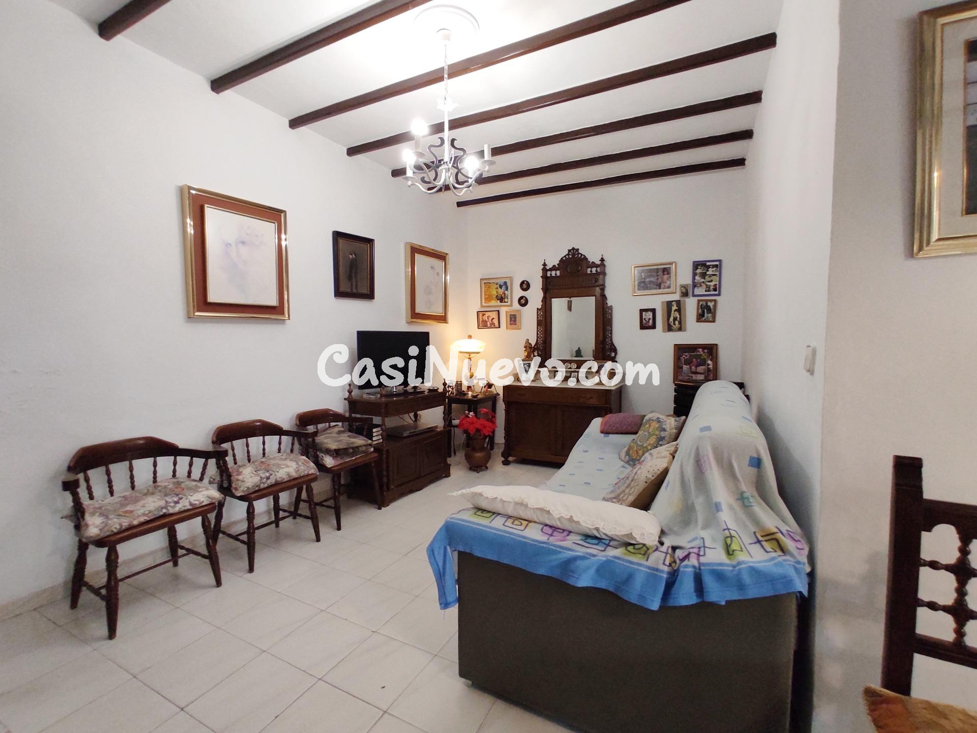 "Tu Hogar Soñado en Santa Marina: Encanto y Tradición en el  - foto 8