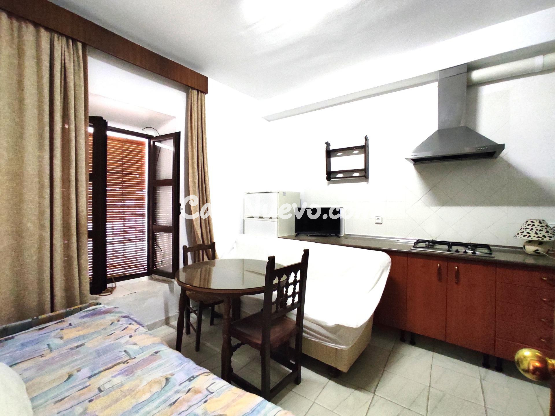 "Tu Hogar Soñado en Santa Marina: Encanto y Tradición en el  - foto 36