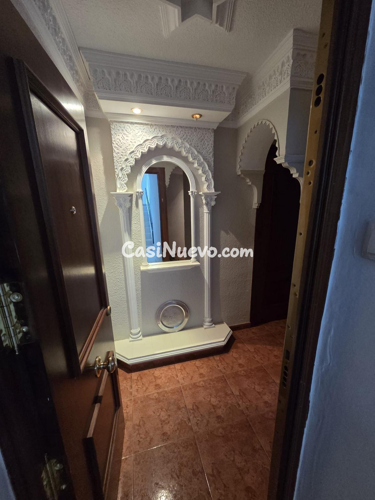 Piso reformado en buena ubicación - foto 7