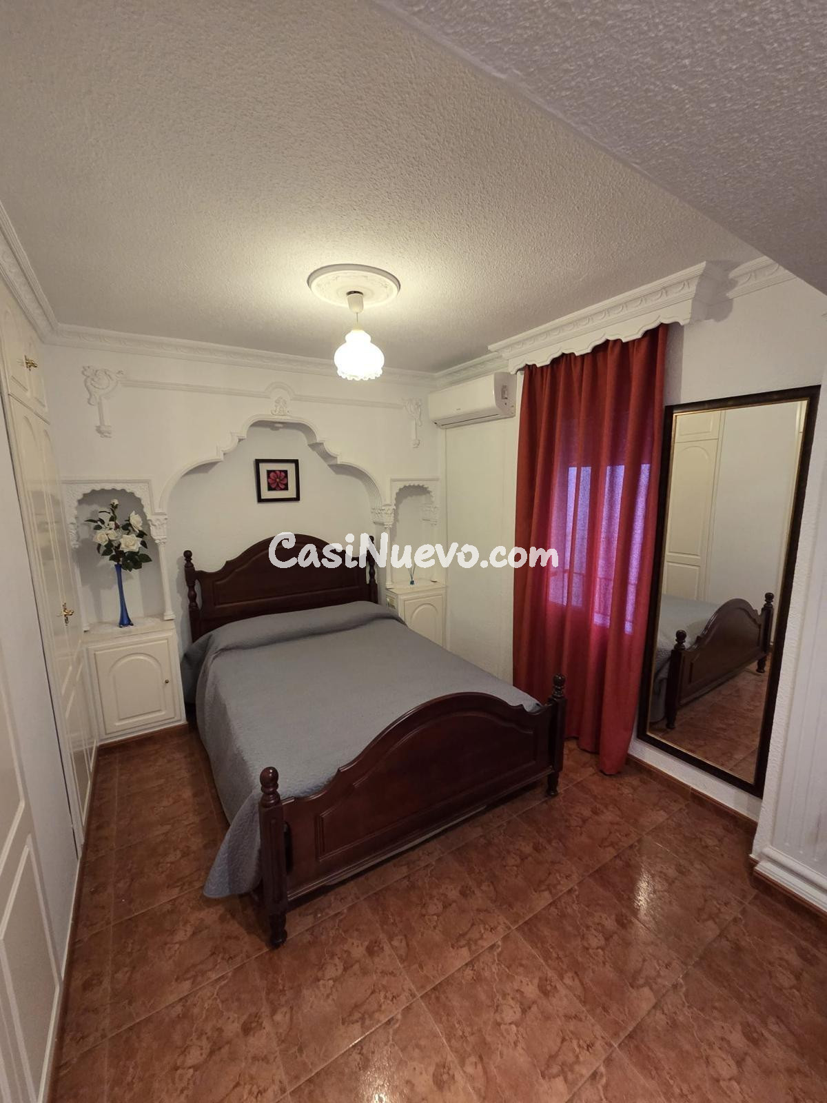 Piso reformado en buena ubicación - foto 10