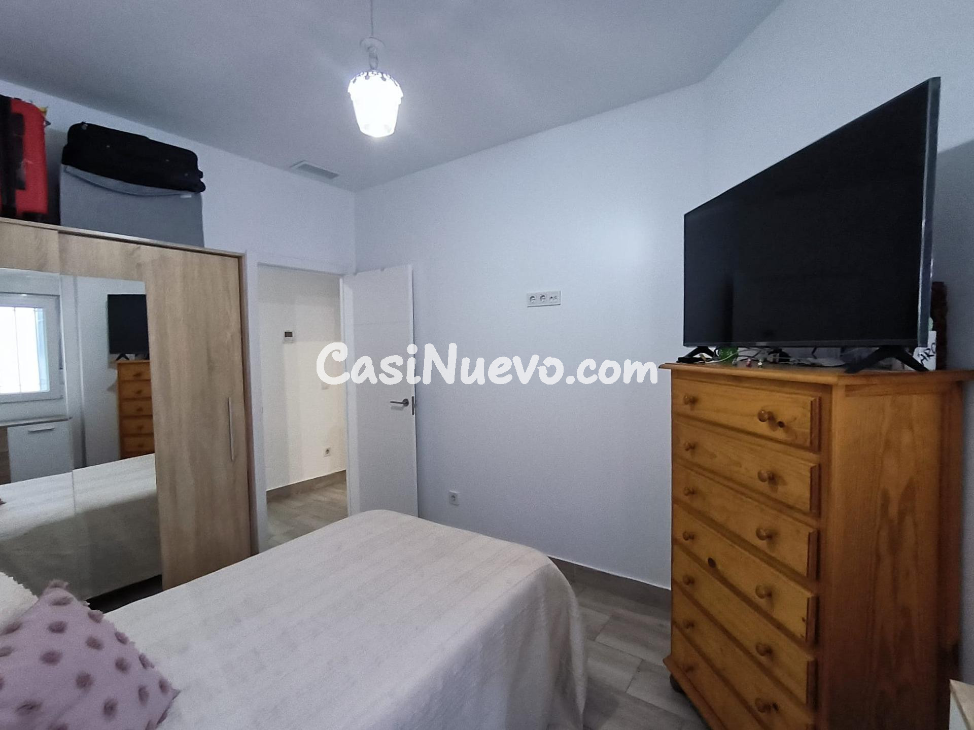 Amplia vivienda a escasos minutos de la glorieta de las Tres - foto 40